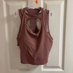 Lululemon cropped tank with build in bra